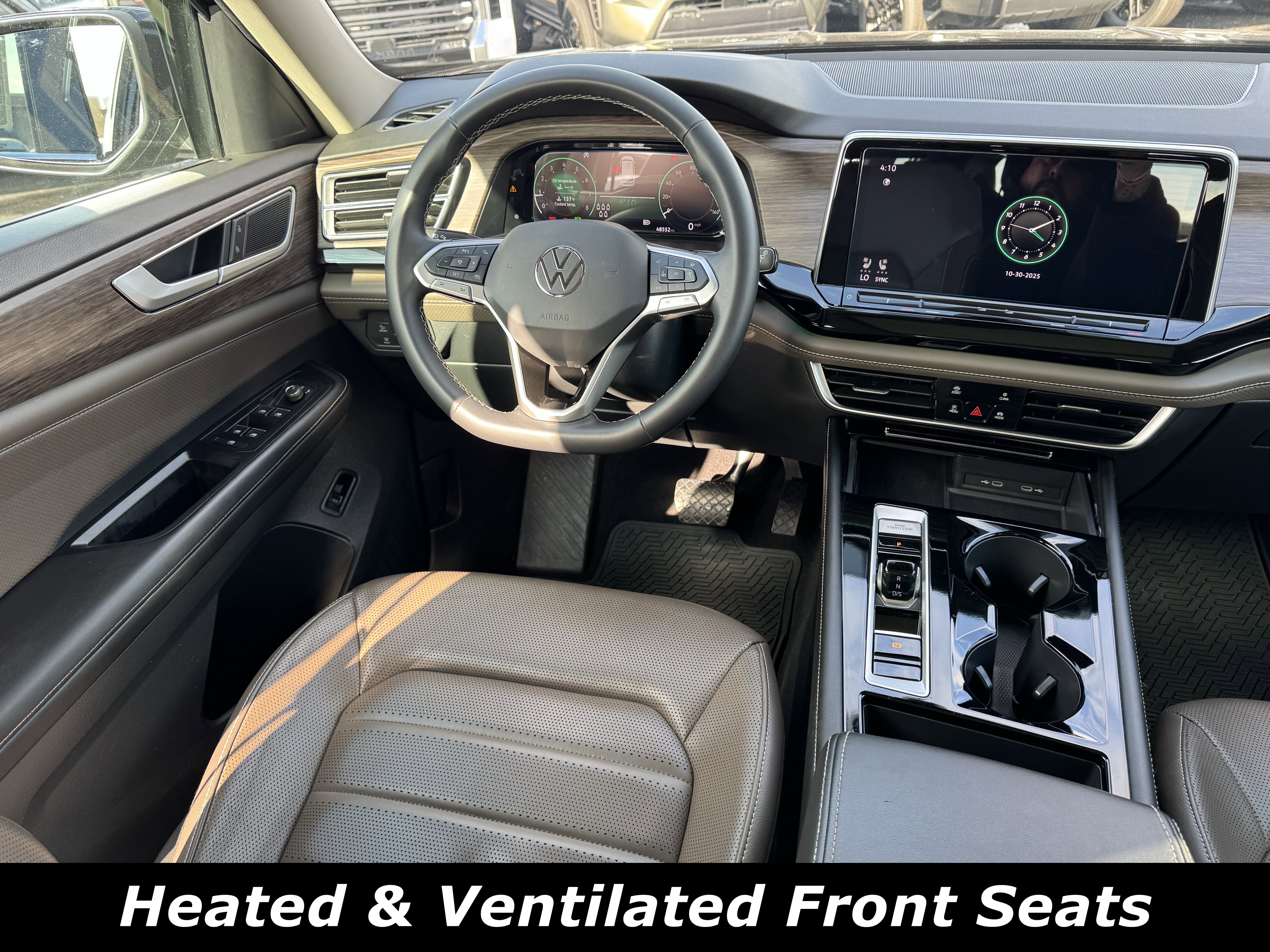 Used 2024 Volkswagen Atlas SEL image 4