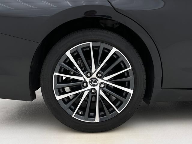 Certified 2025 Lexus ES 350 w/ Premium Package image 23