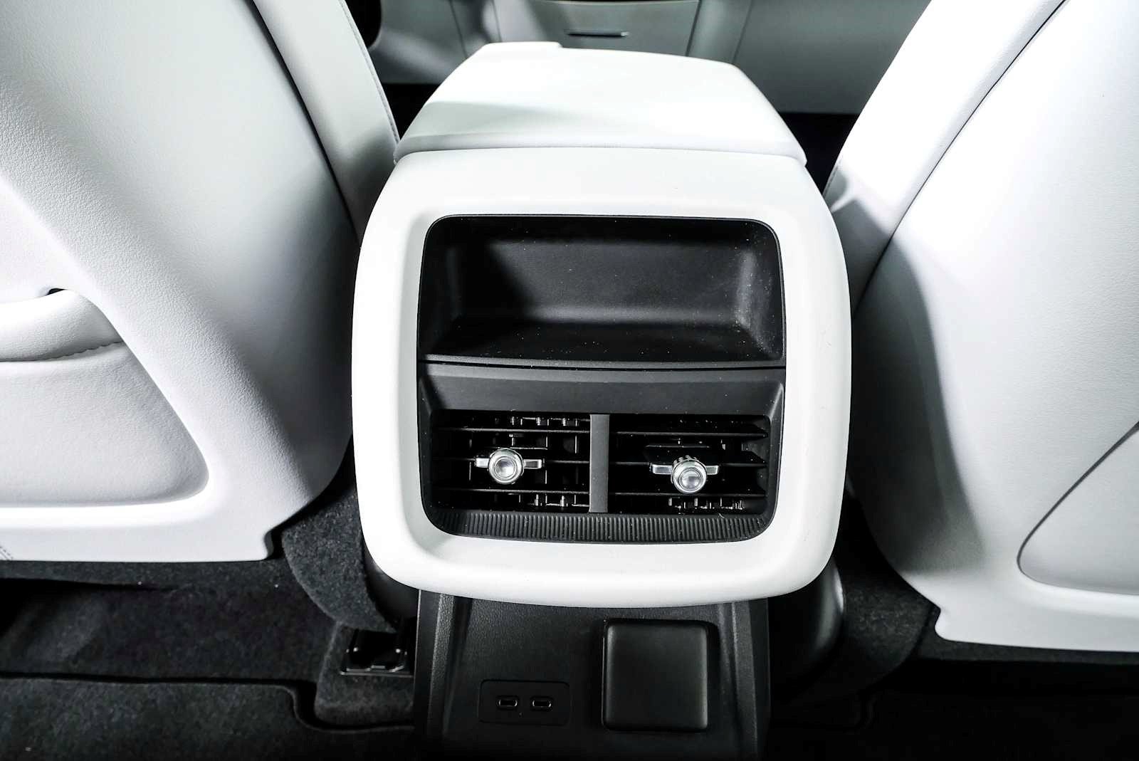 Certified 2024 Cadillac Lyriq Sport RWD image 21