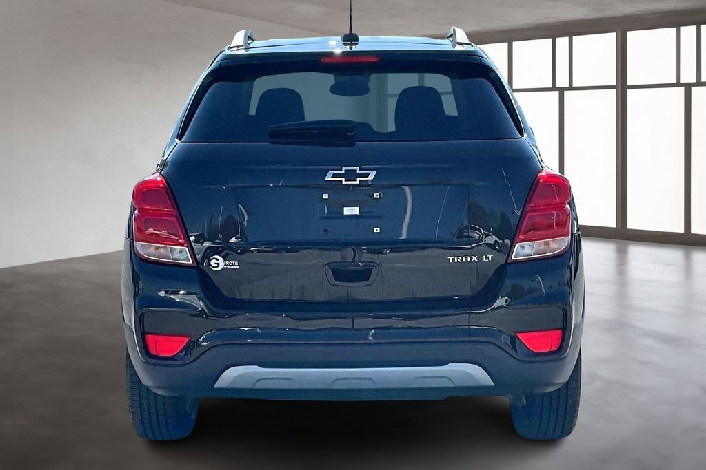 Used 2019 Chevrolet Trax LT w/ LT Convenience Package FWD image 5