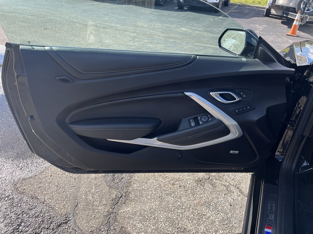 Used 2022 Chevrolet Camaro SS image 17