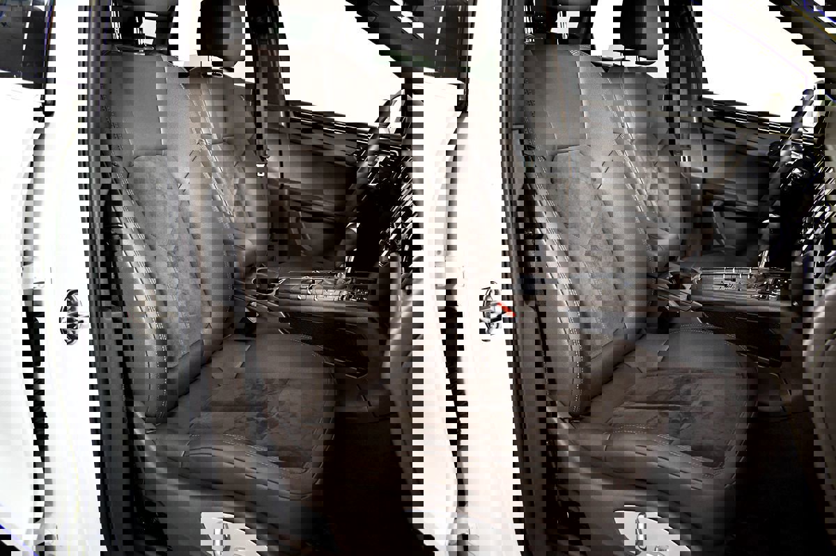 Used 2016 Porsche Macan S image 42