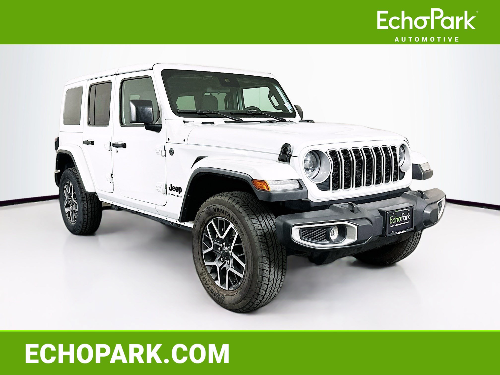 Used 2025 Jeep Wrangler Unlimited Sahara AWD/4WD image 1