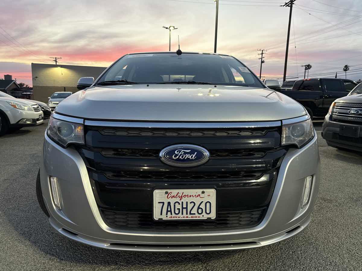 Used 2013 Ford Edge Sport w/ Driver Entry Pkg FWD image 2