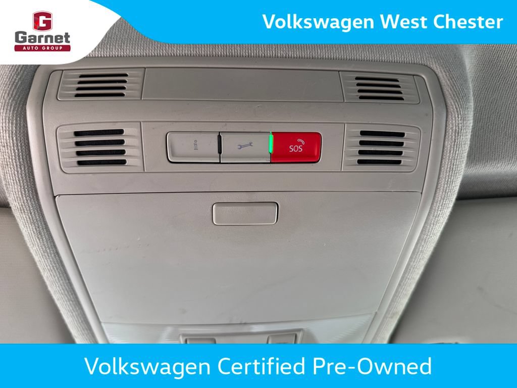Certified 2023 Volkswagen Tiguan SE FWD image 21