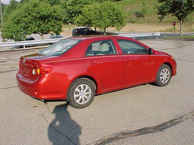 Used 2009 Toyota Corolla LE w/ All Weather Guard Pkg image 5