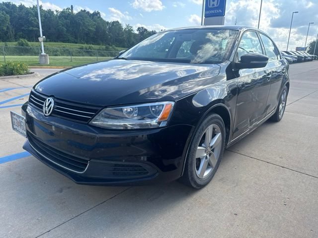 Used 2014 Volkswagen Jetta TDI FWD image 2