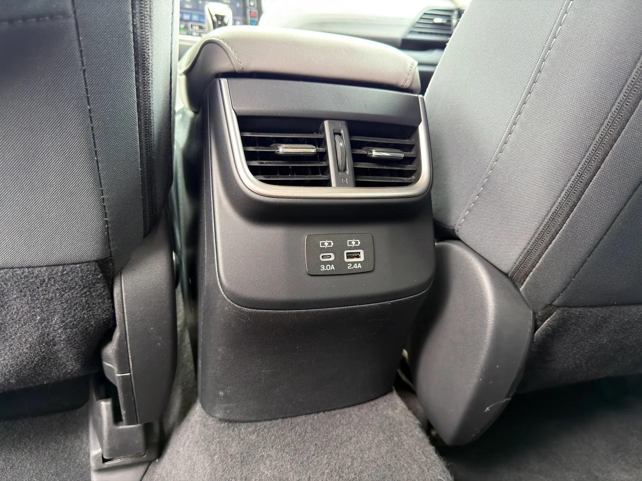 Used 2025 Subaru Outback Premium w/ Popular Package #1A AWD/4WD image 19