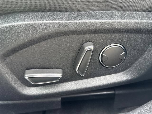 Used 2019 Ford Fusion SE FWD image 13