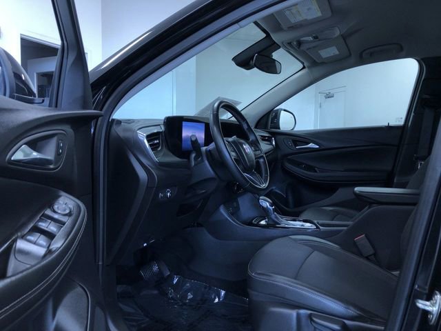 Used 2025 Buick Encore GX Preferred AWD/4WD image 11