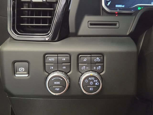 Used 2025 GMC Sierra 2500 AT4 AWD/4WD image 32