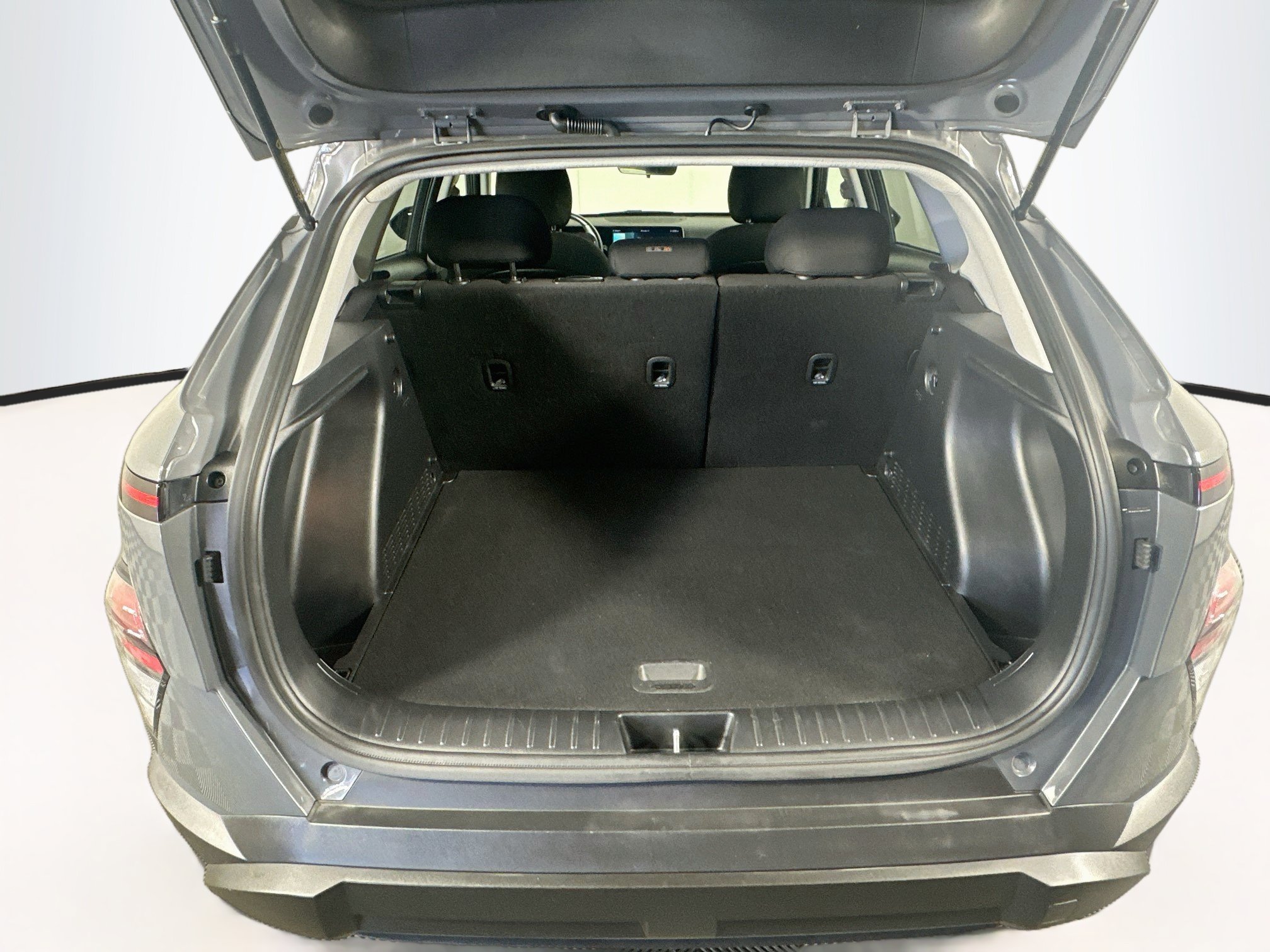 Used 2025 Hyundai Kona SEL AWD/4WD image 27