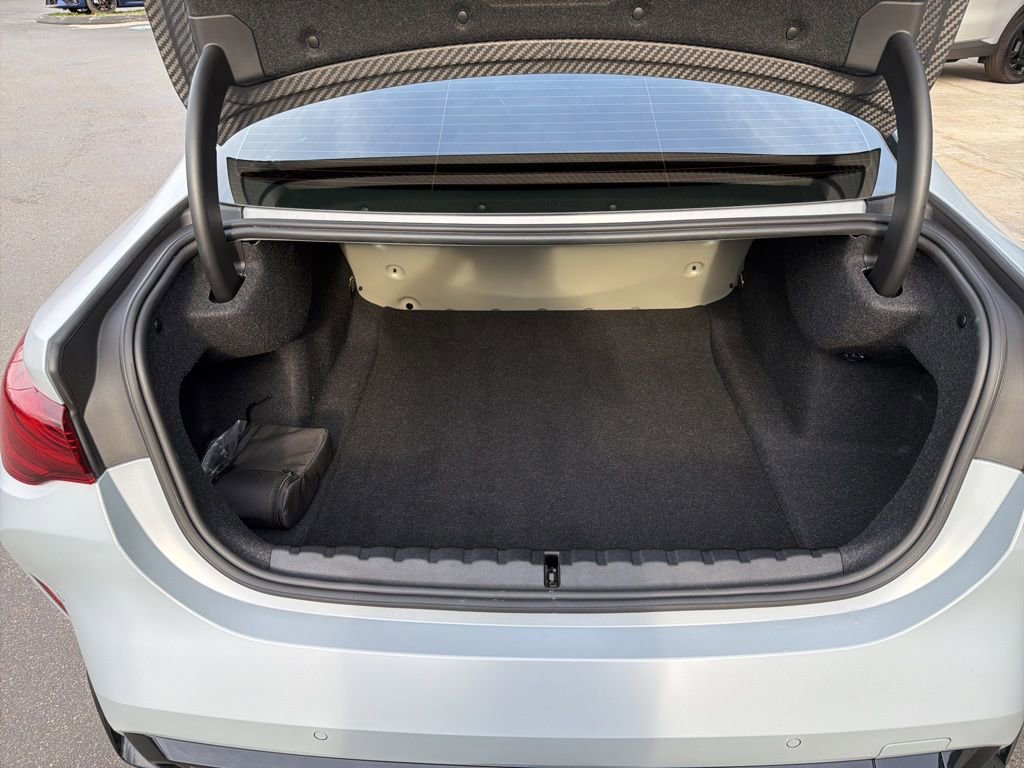 Used 2023 BMW M4 CSL image 16