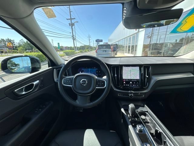 Used 2024 Volvo XC60 B5 Core w/ Protection Package Premier AWD/4WD image 19