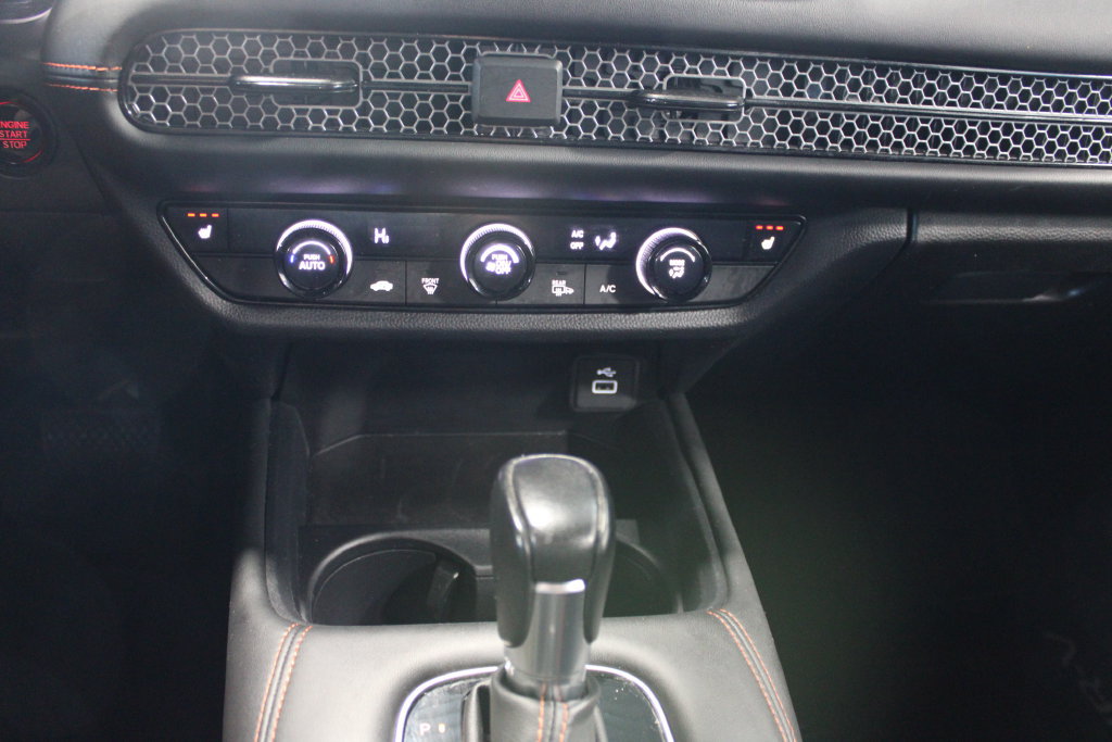 Used 2024 Honda HR-V Sport image 17