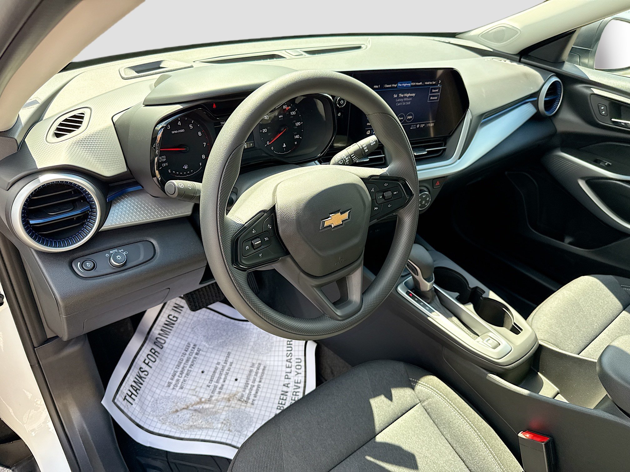 Used 2026 Chevrolet Trax LS FWD image 24