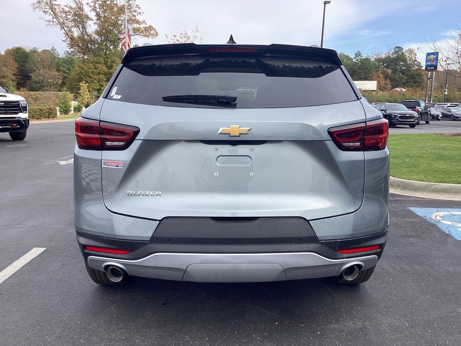 New 2026 Chevrolet Blazer LT image 2