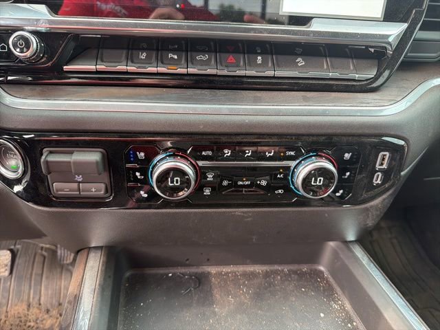 Used 2026 GMC Sierra 3500 SLT w/ SLT Premium Package image 15