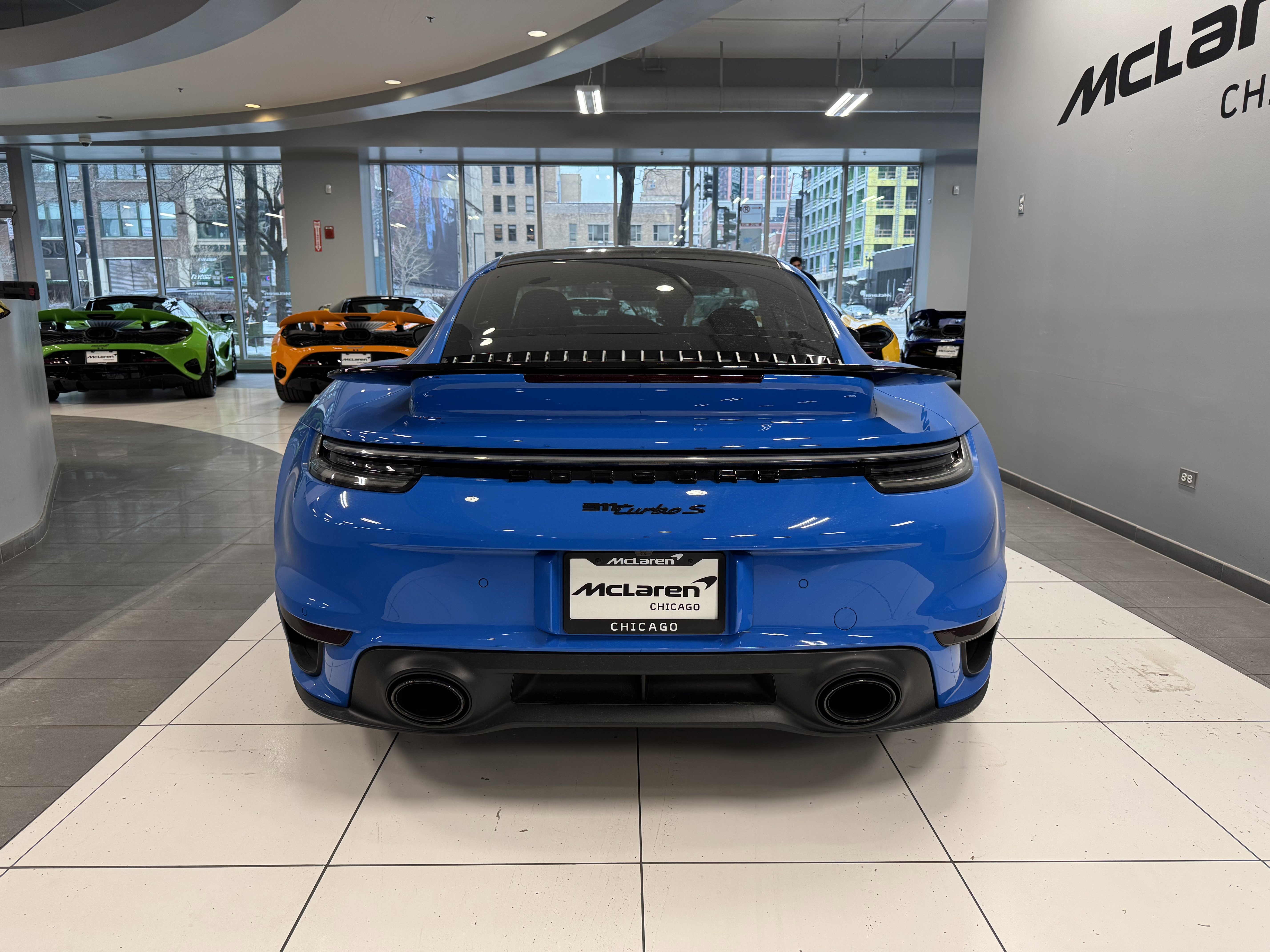 Used 2023 Porsche 911 image 4