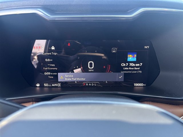 Certified 2024 GMC Canyon AT4 w/ AT4 Premium Package AWD/4WD image 11