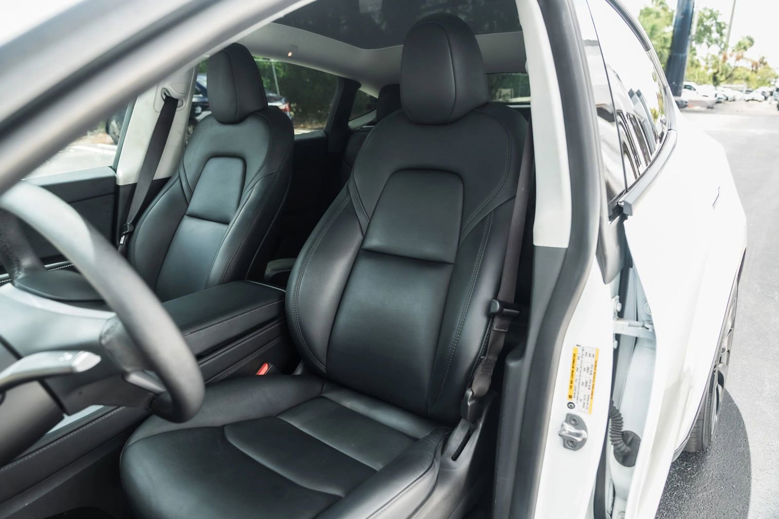 Used 2023 Tesla Model Y Performance AWD/4WD image 21