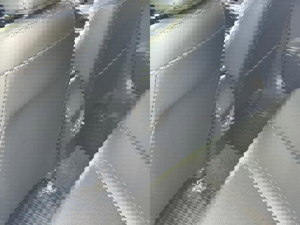 Used 2022 Honda Civic Touring image 15