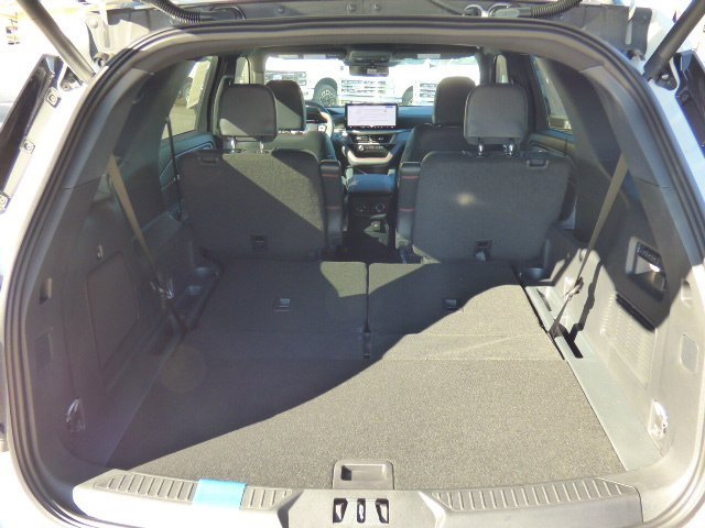 New 2026 Ford Explorer ST image 11
