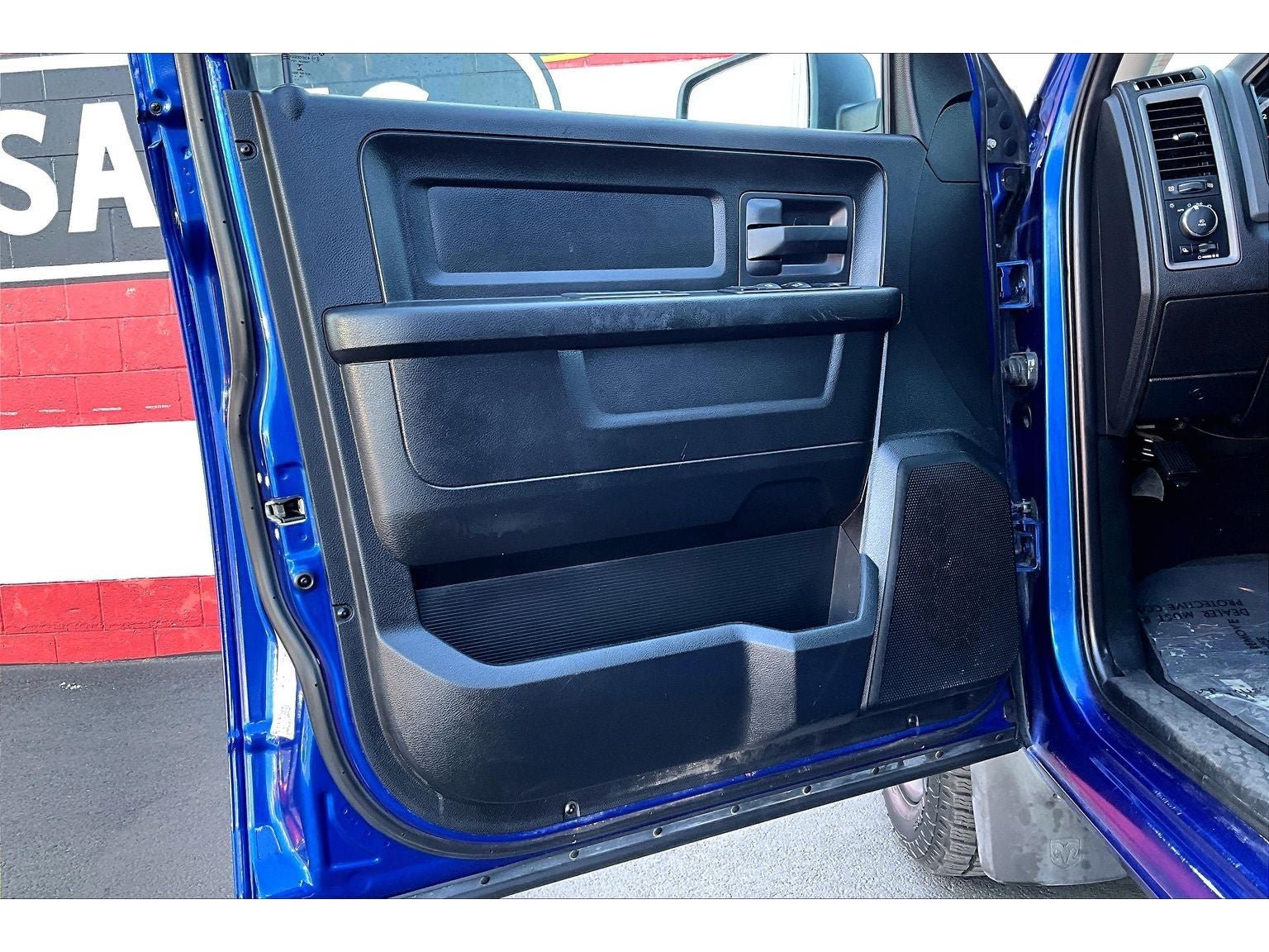 Used 2019 RAM 1500 Express w/ Wheel & Sound Group AWD/4WD image 18