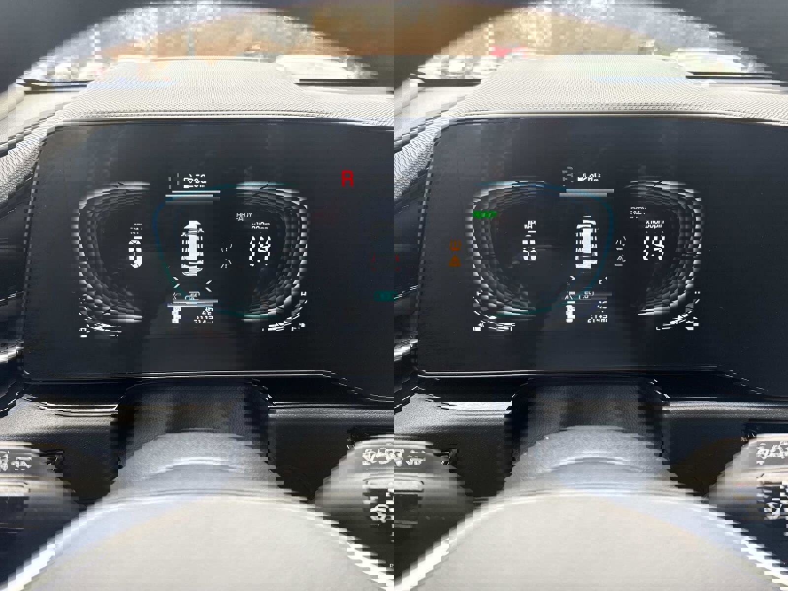 Used 2023 Kia Niro EX image 33