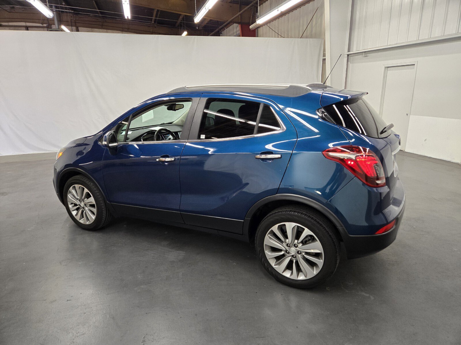 Used 2019 Buick Encore Preferred w/ Safety Package FWD image 3