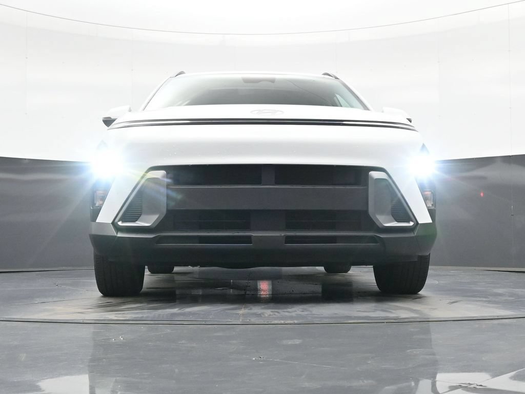 Used 2025 Hyundai Kona SEL FWD image 17