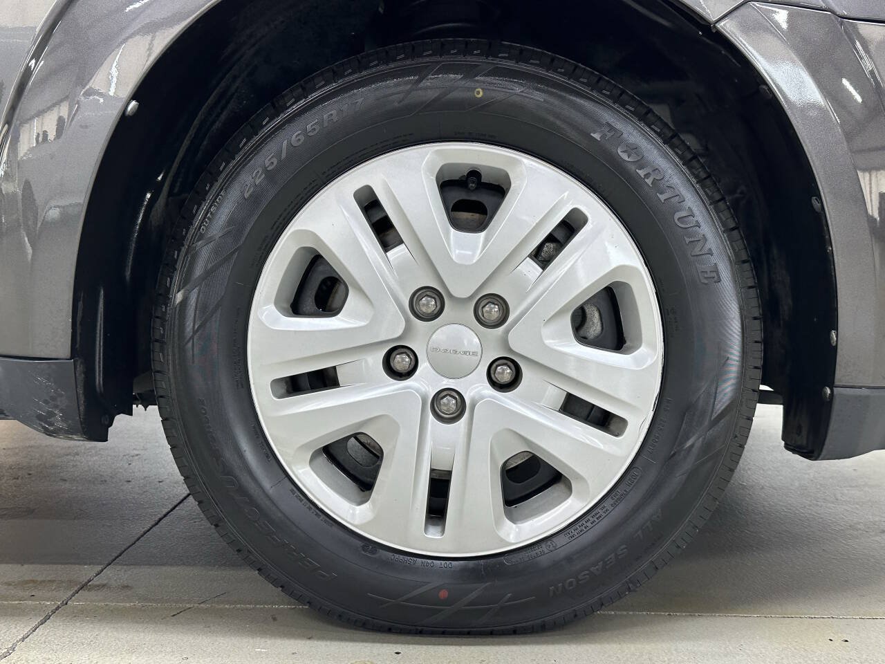 Used 2019 Dodge Journey SE w/ Premium Group FWD image 33