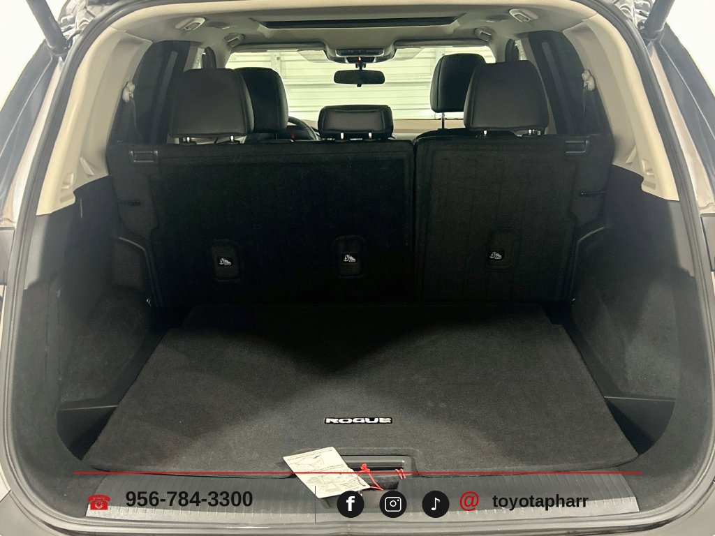 Used 2023 Nissan Rogue SV w/ SV Premium B Package FWD image 25