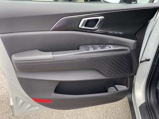 New 2027 Kia Carnival SX FWD image 12