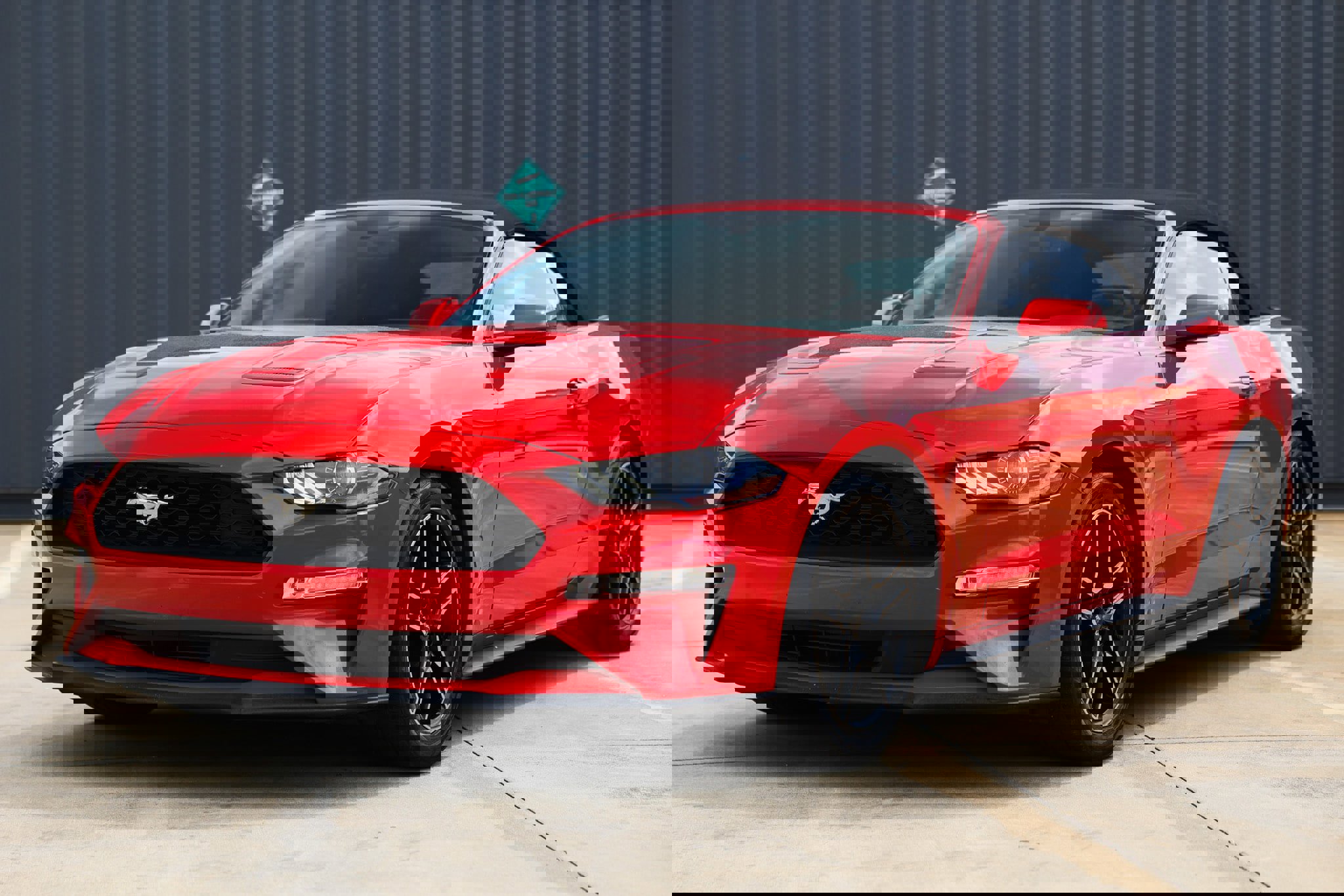 Used 2020 Ford Mustang Premium image 4