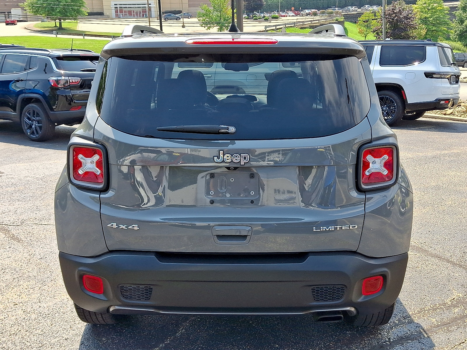 Certified 2020 Jeep Renegade Limited AWD/4WD image 5