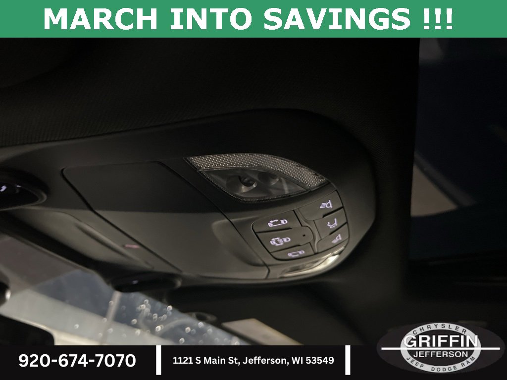 New 2026 Chrysler Pacifica Select image 23