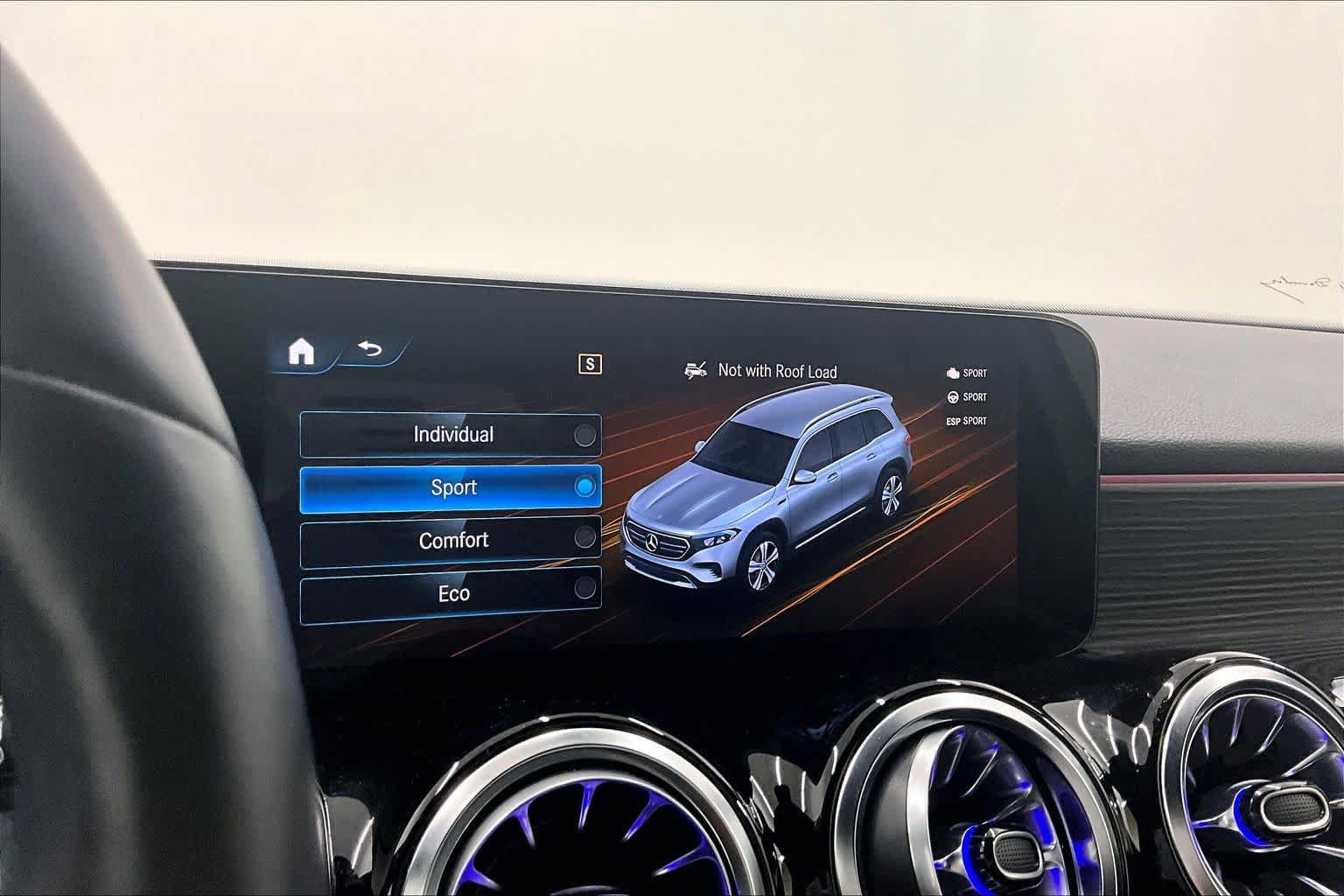 Certified 2023 Mercedes-Benz EQB 350 4MATIC SUV w/ Exclusive Package image 30