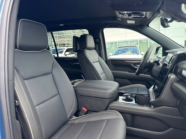 New 2026 GMC Yukon XL Elevation w/ Elevation Premium Package AWD/4WD image 18