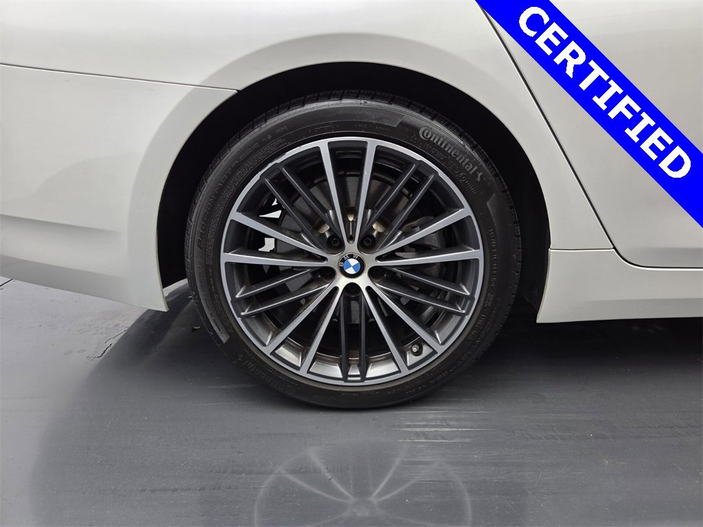 Certified 2022 BMW 540i w/ Premium Package image 14