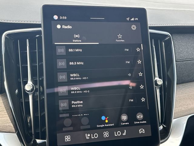 New 2026 Volvo XC90 B6 Core w/ Protection Package image 13