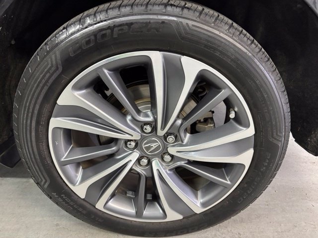 Certified 2017 Acura MDX w/ Technology Package FWD image 9