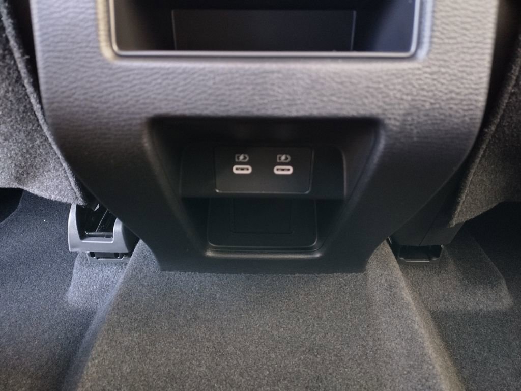 New 2026 Mitsubishi Outlander SE image 26