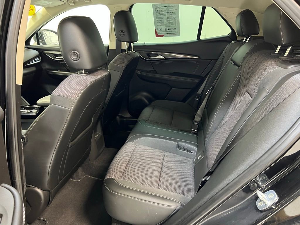 Used 2022 Buick Envision Preferred image 27