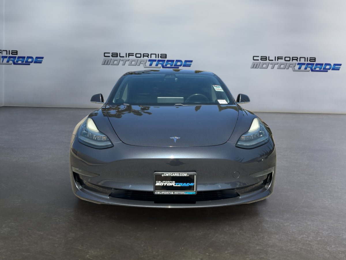 Used 2018 Tesla Model 3 Long Range RWD image 2