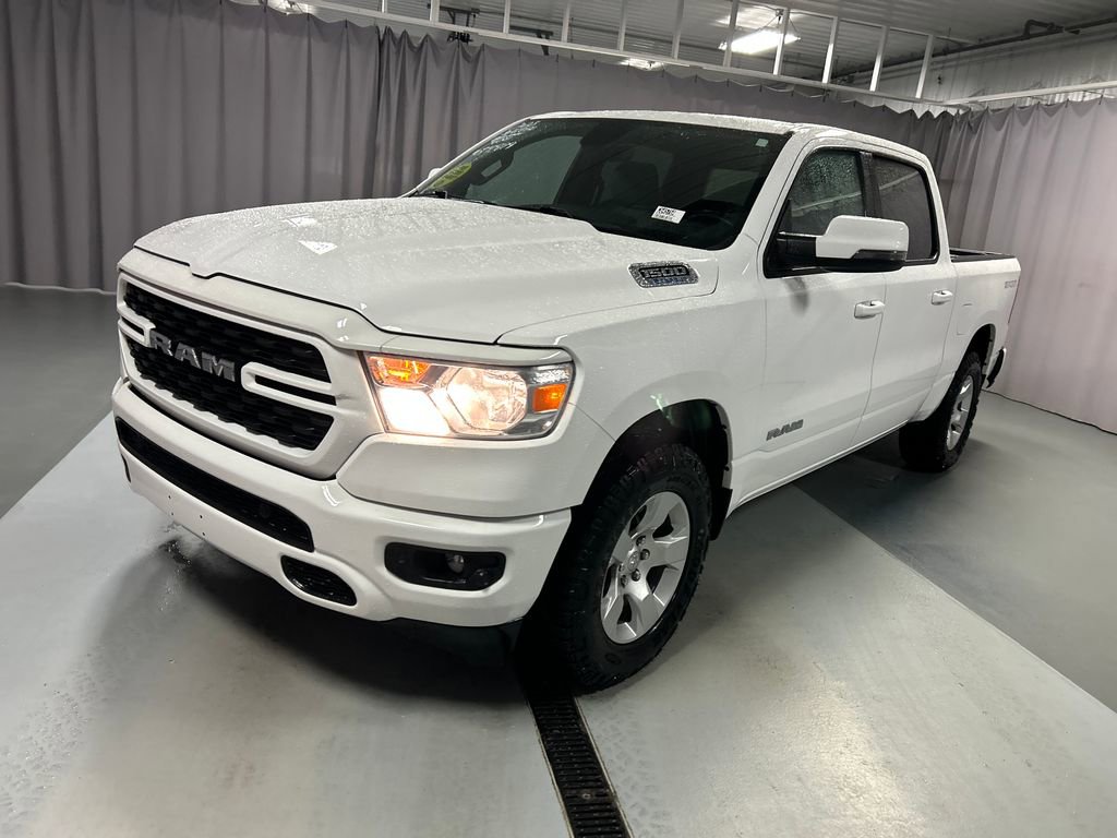 Used 2023 RAM 1500 Big Horn AWD/4WD image 3
