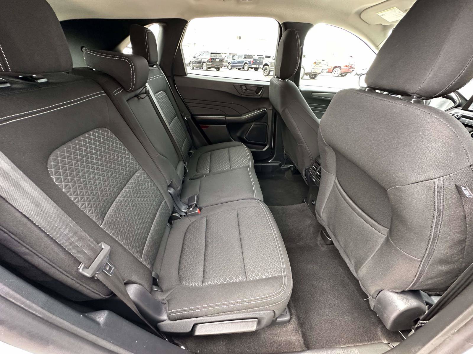Used 2025 Ford Escape Active AWD/4WD image 30