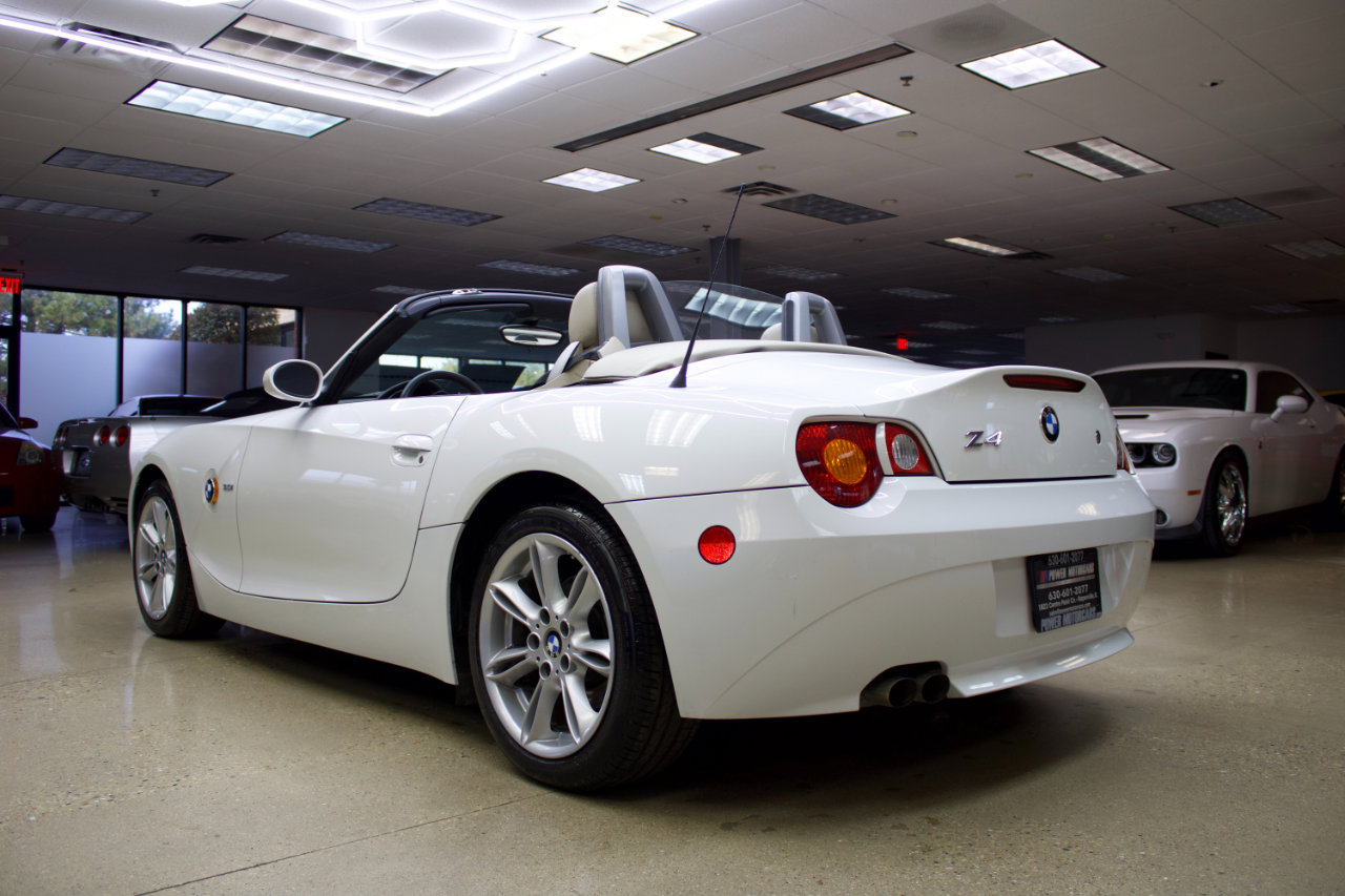 Used 2003 BMW Z4 3.0i image 5
