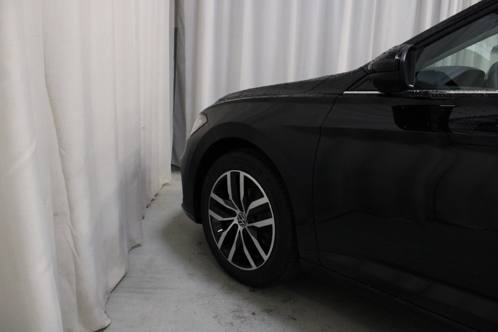 New 2027 Volkswagen Jetta SE FWD image 30