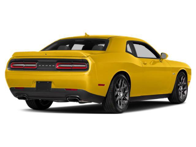Used 2018 Dodge Challenger R/T w/ Driver Convenience Group RWD image 2